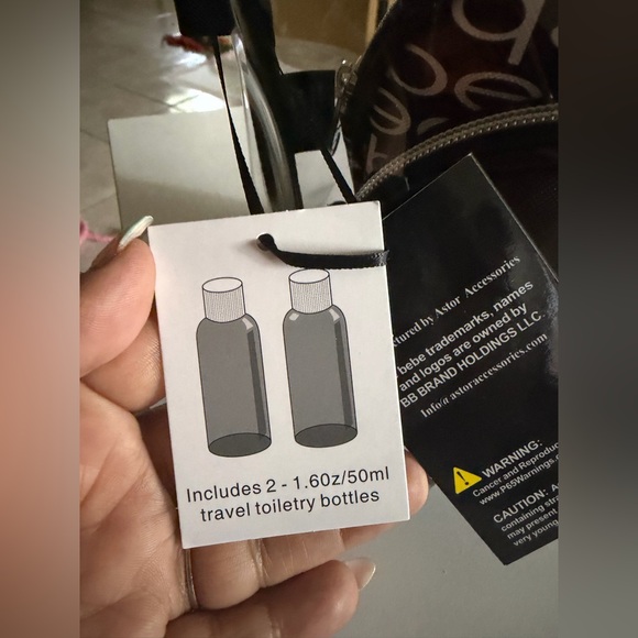 5 pcs Bebe Black and White Women's cosmetic Bag Set - Picture 2 of 2